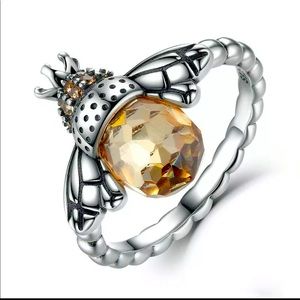 New Exquisite SilverPlated Bumble Bee-Ring